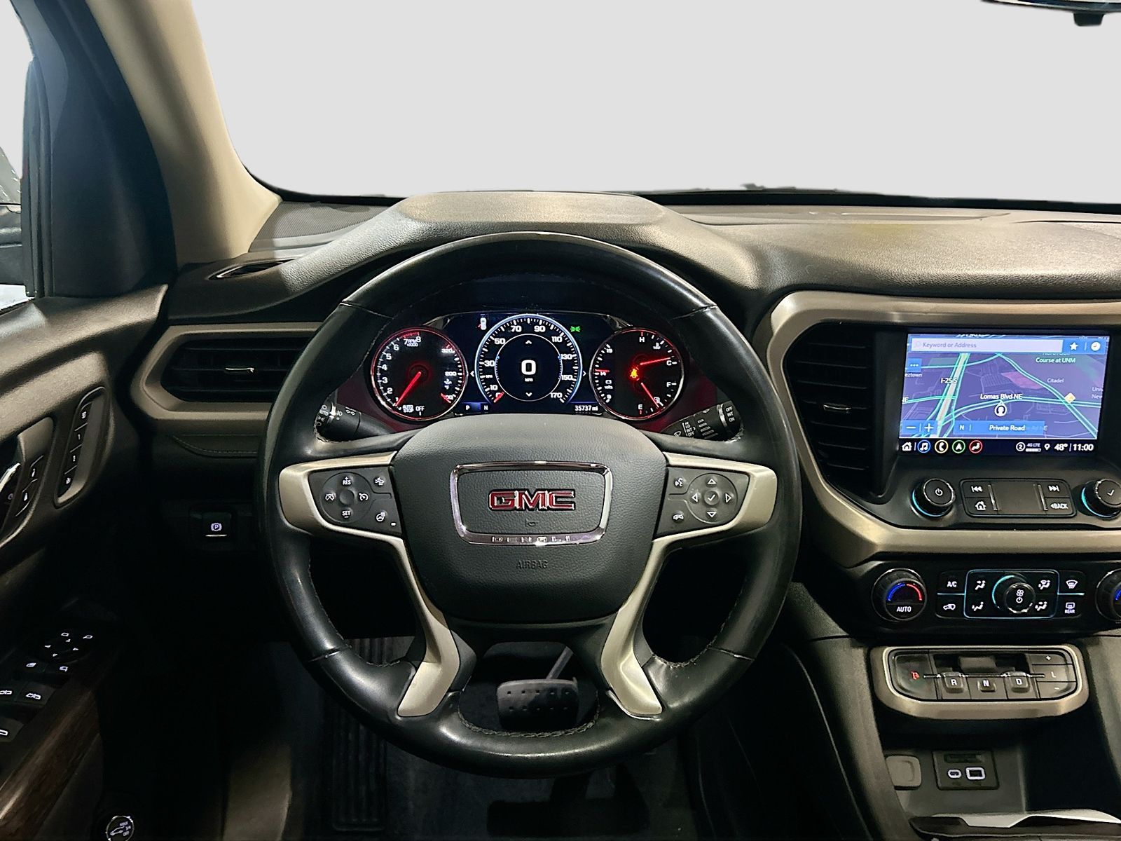 Used 2023 Silver GMC Denali image 24