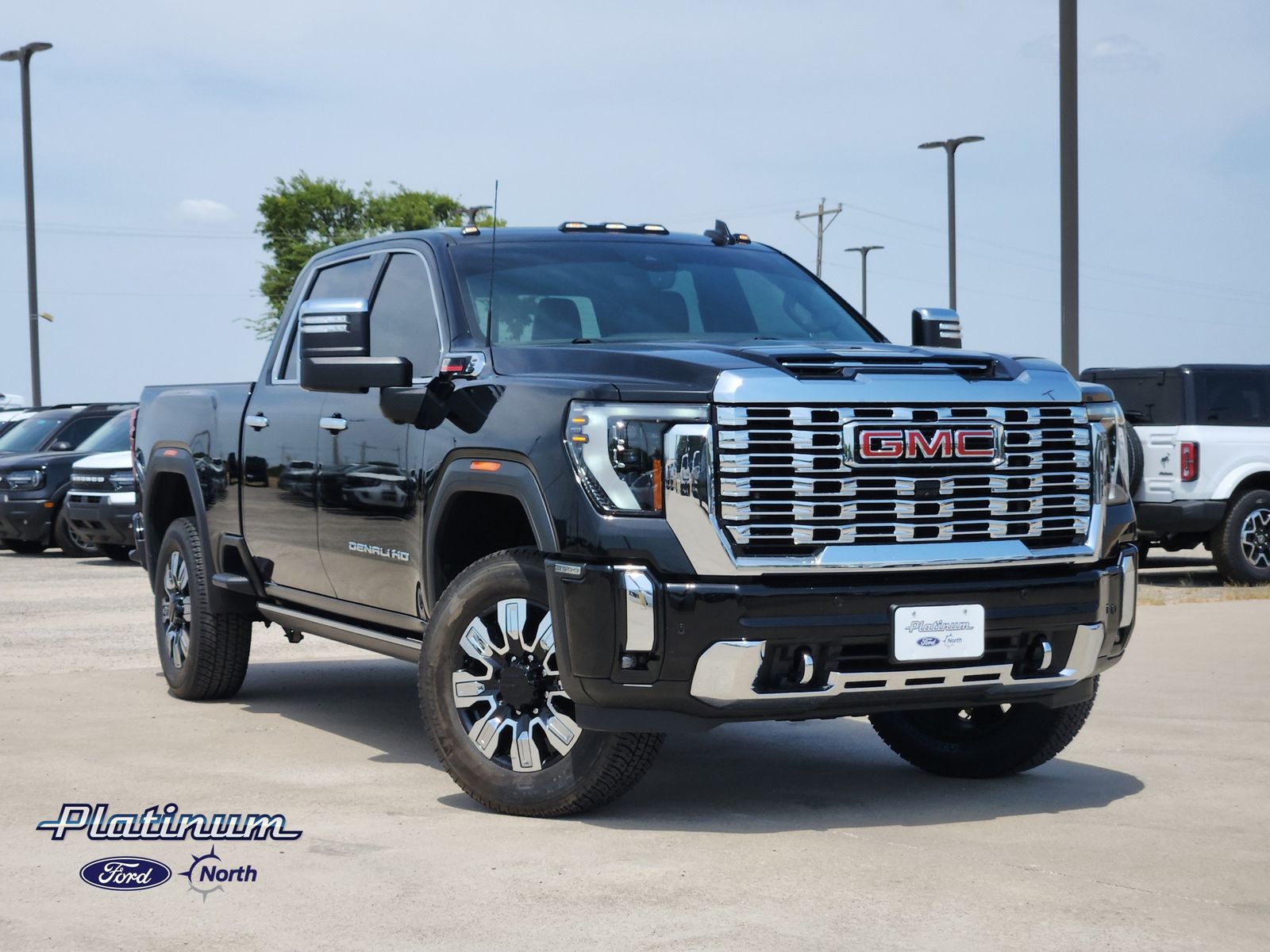Onyx Black 2024 GMC Sierra 2500HD Pickup Truck Four-Wheel Drive Automatic