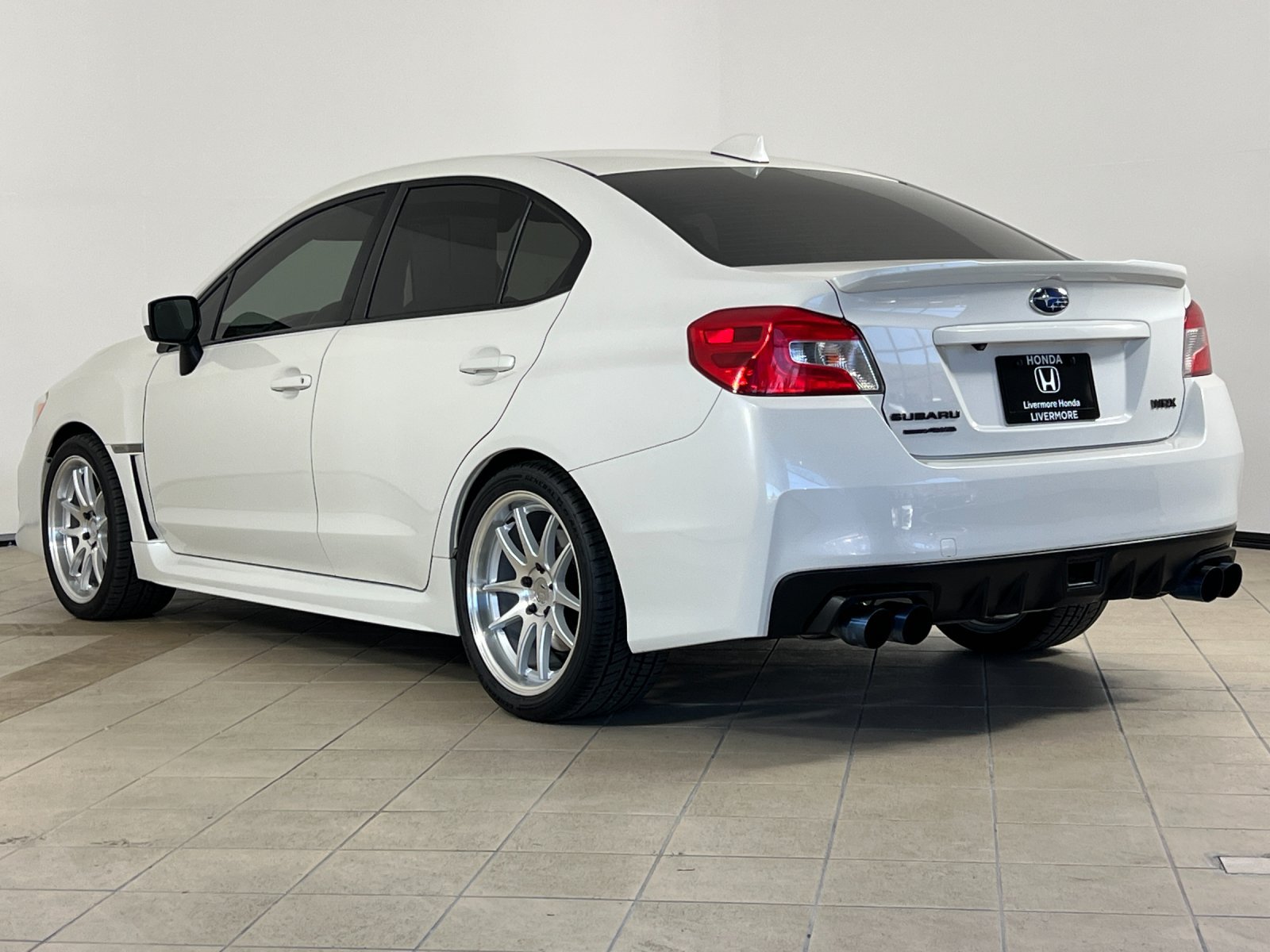 2019 Subaru WRX Premium — foto completa 4 de 26