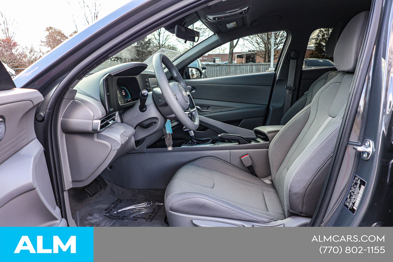 Used 2025 Gray Hyundai SE image 18