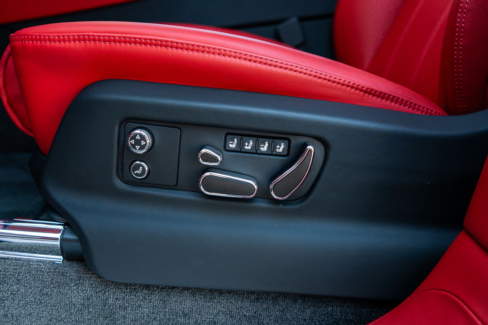 2024 Bentley Bentayga Base - Photo 26