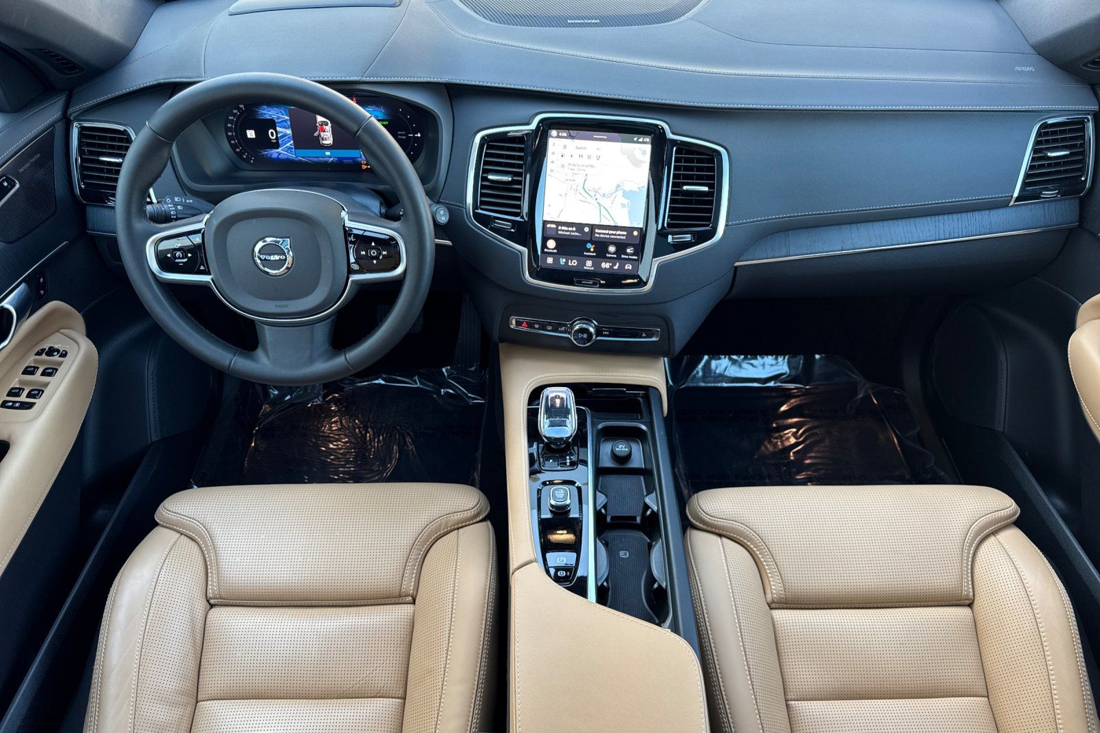 View vehicle photo 3