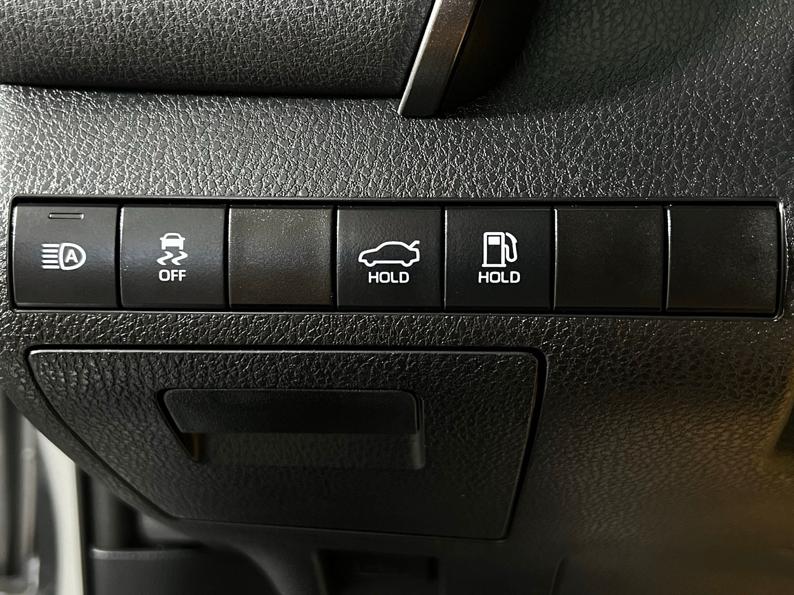 2024 Toyota Camry SE 20