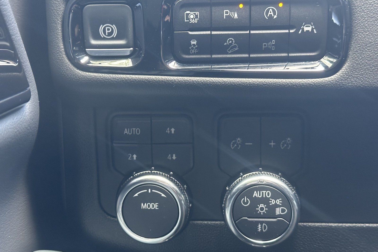 Used 2025 GMC Yukon SUV