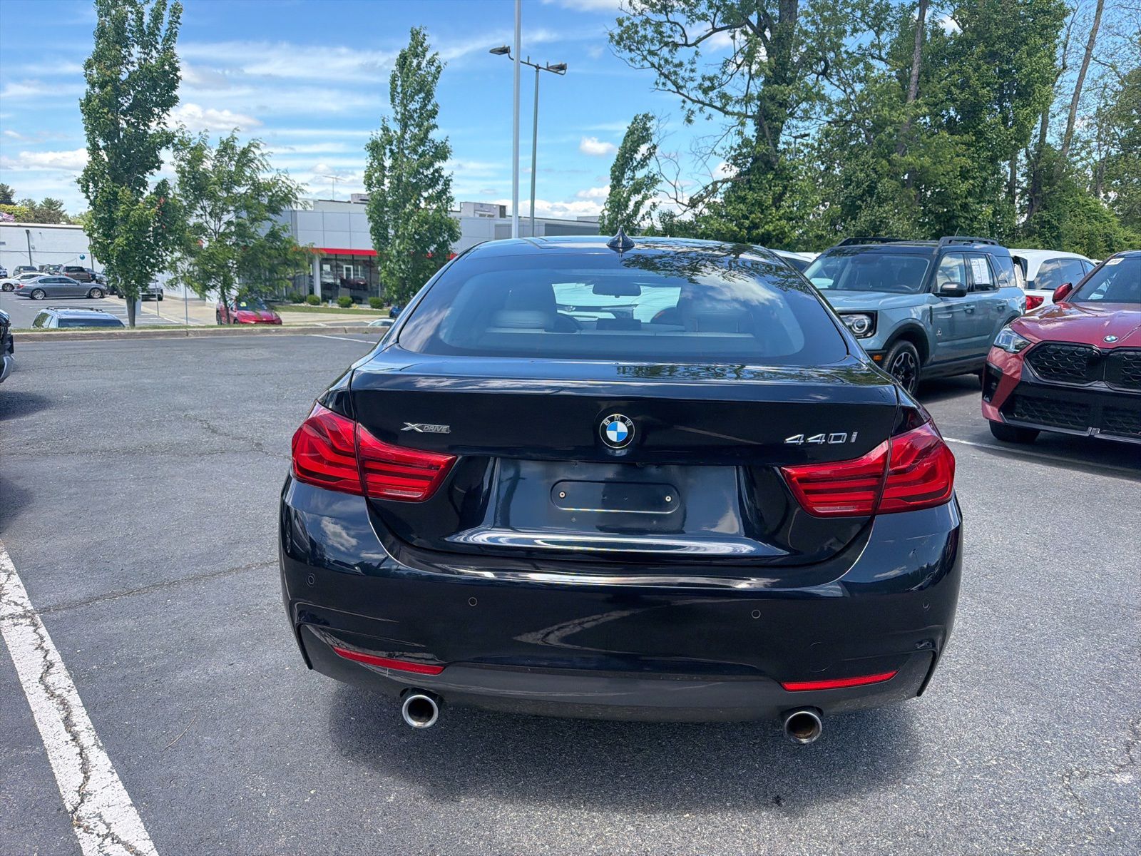 View vehicle photo 6