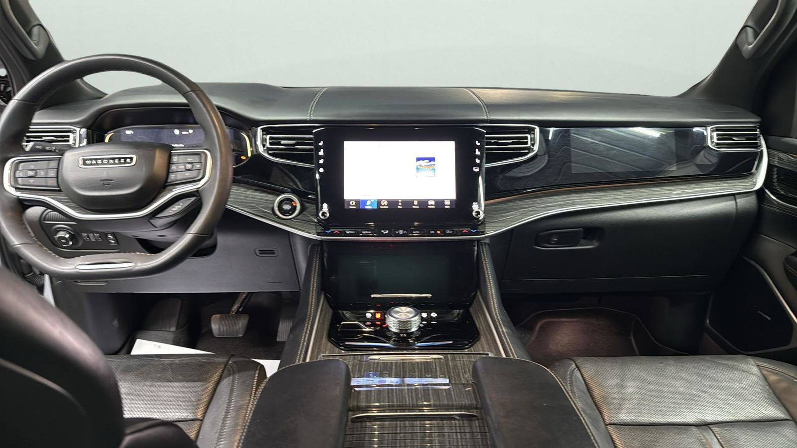 Used Car 2022 Jeep Wagoneer  Series Ii For Sale Under $40,000 In Austin, Texas