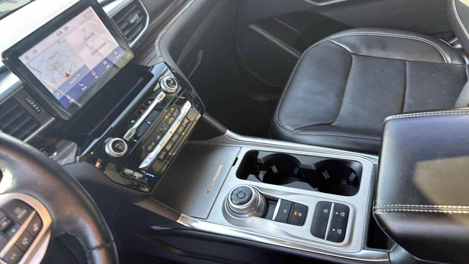 Used Car 2022 Ford Explorer  Limited For Sale Under $35,000 In Austin, Texas