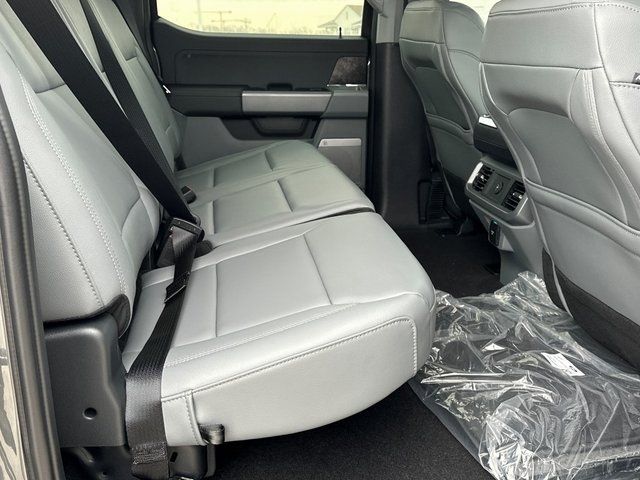 New 2025 Carbonized Gray Metallic Ford Flash image 9