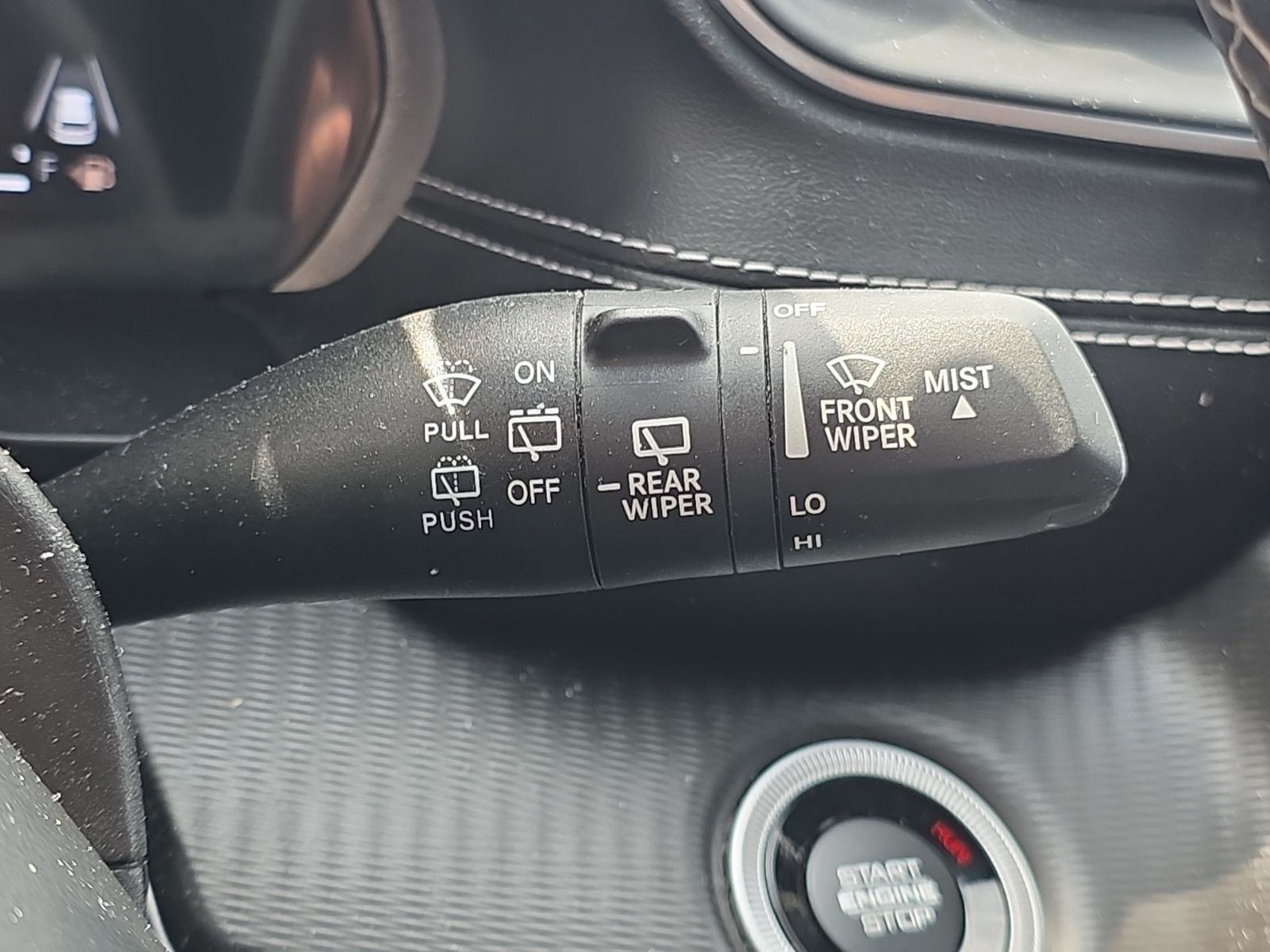 Used 2023 Red Jeep Altitude image 39