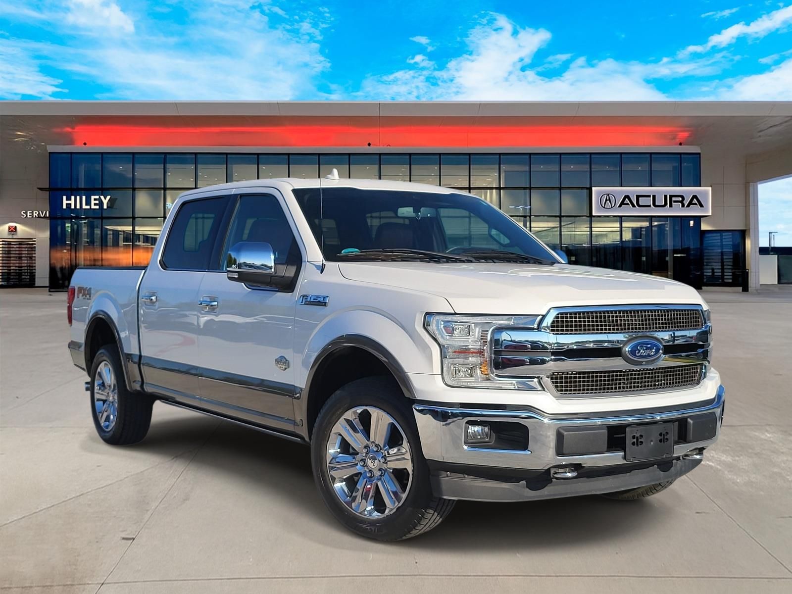 White Platinum Metallic Tri-Coat 2018 Ford F-150 Pickup Truck Four-Wheel Drive Automatic