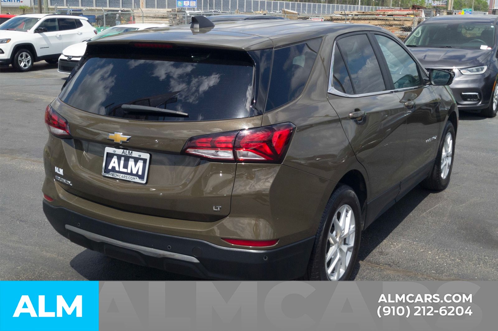 View vehicle photo 6