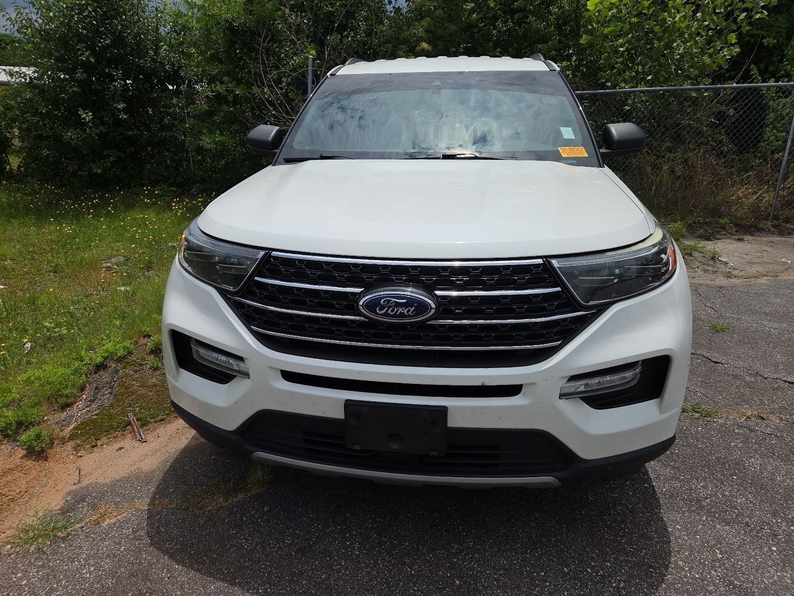White Metallic 2020 Ford Explorer XLT AWD SUV / Crossover All-Wheel Drive Automatic