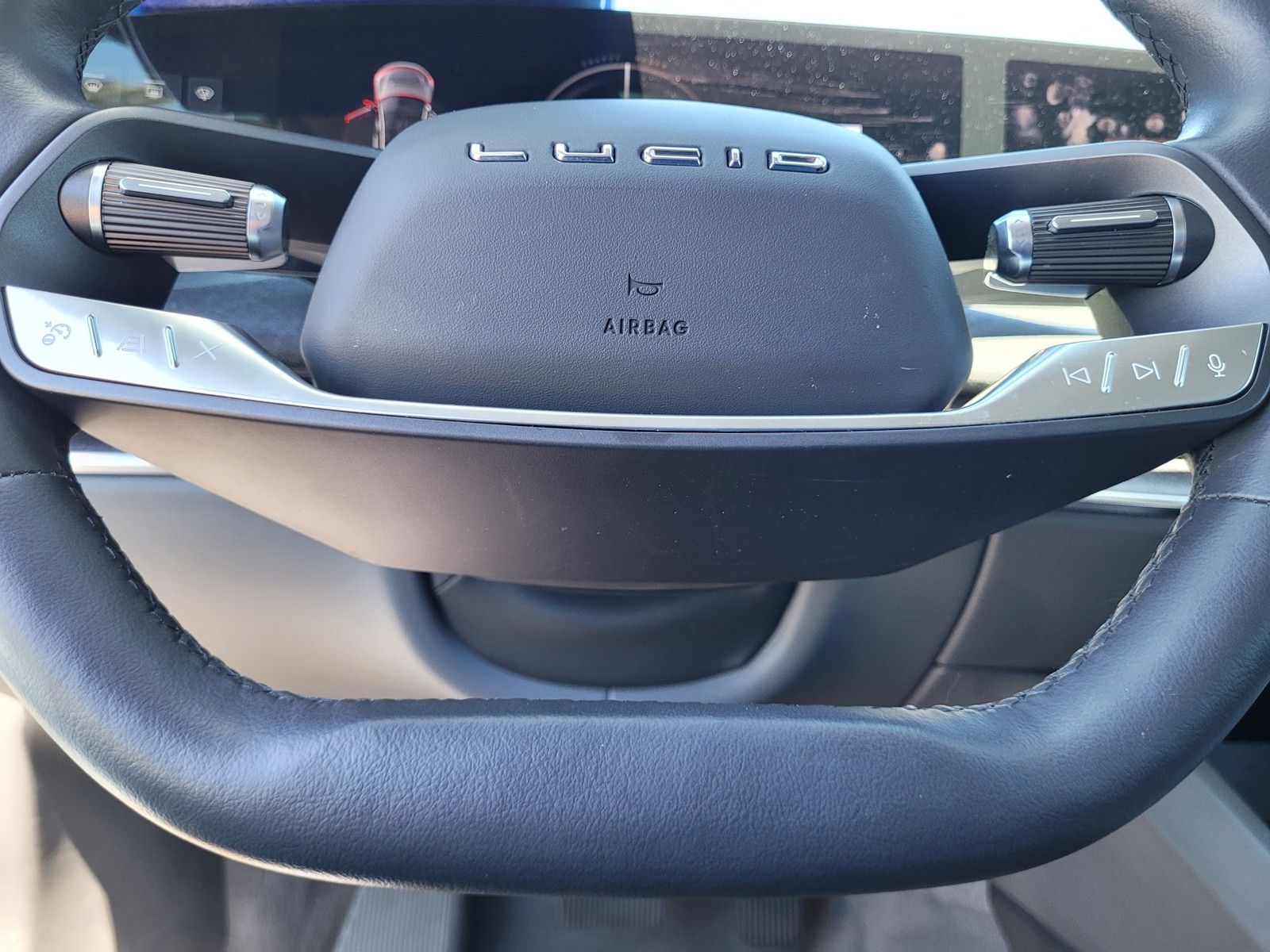 2025 Lucid Air Touring - Photo 31