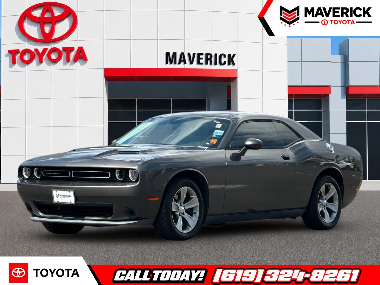 Crystal Metallic 2015 Dodge Challenger Coupe Rear-Wheel Drive 8-Speed Automatic