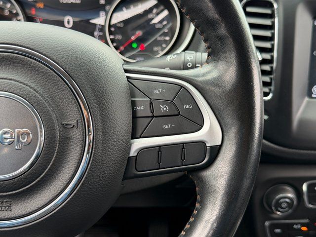 Used 2019 Billet Silver Metallic Jeep Latitude image 23