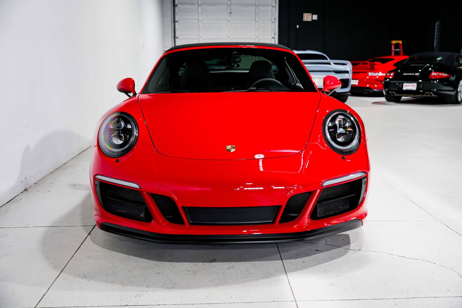 2017 Porsche 911 Targa 4 GTS — photo 6