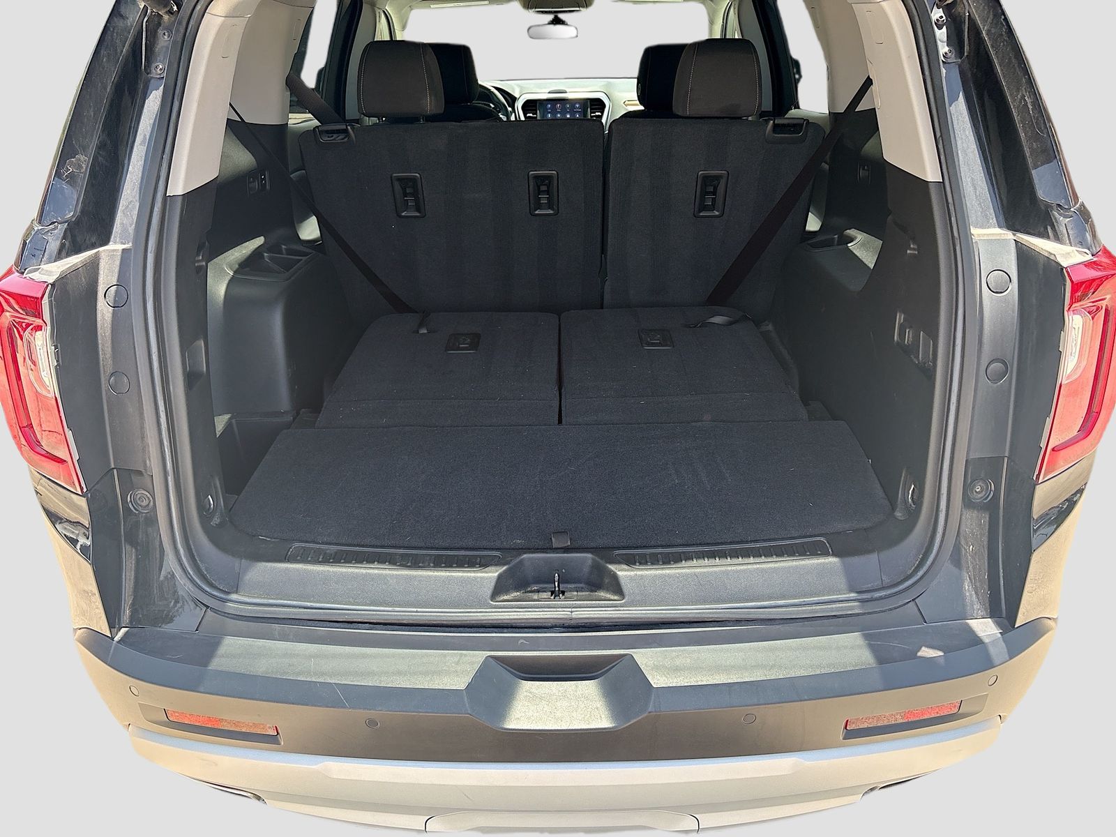 Used 2023 Black GMC SLE image 27