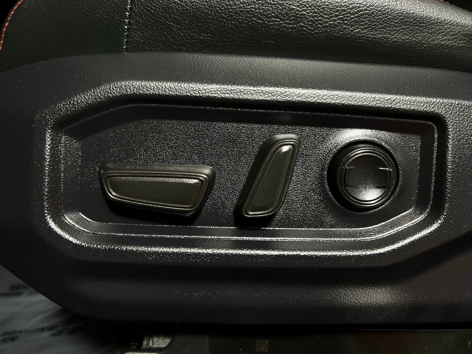 Thumbnail: 2022 Toyota Tundra - 14