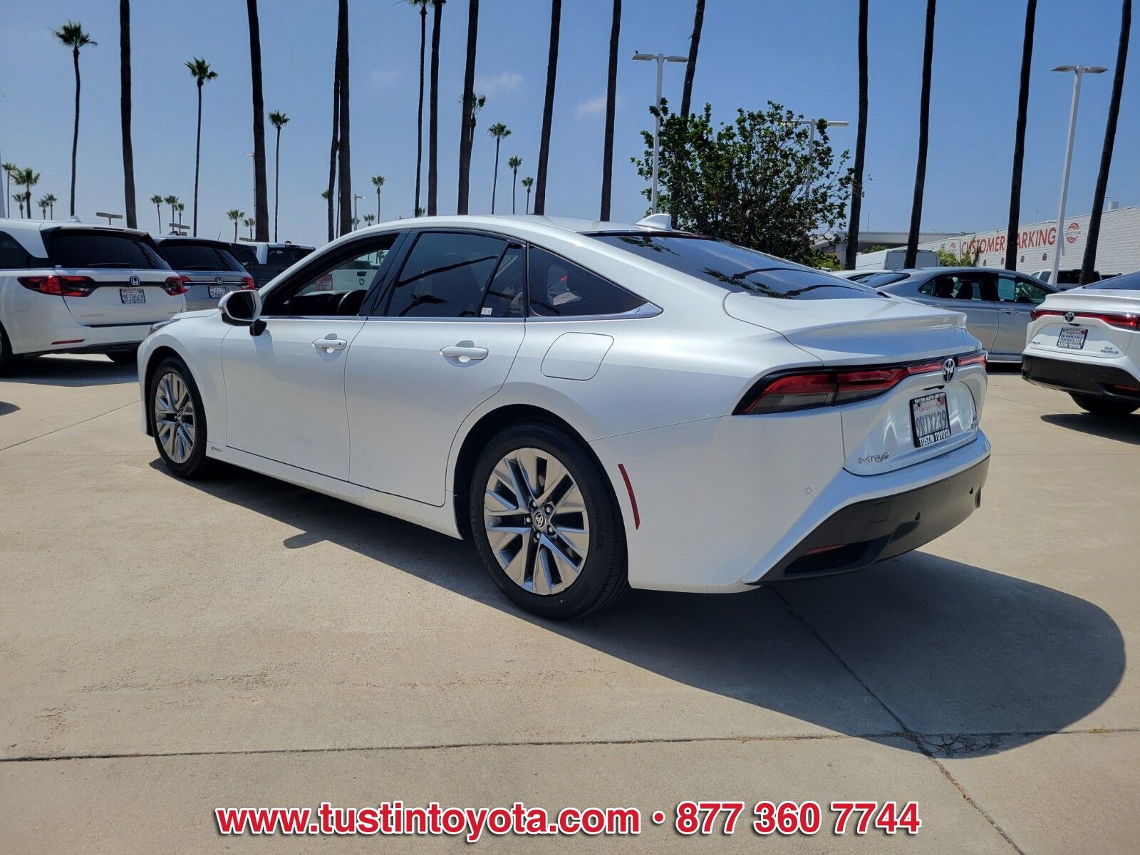Used 2024 White Toyota XLE image 6