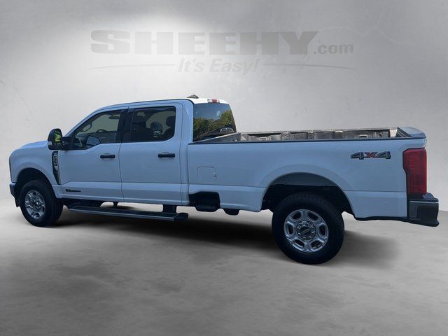 Certified Used 2025 Oxford White Ford XLT image 15