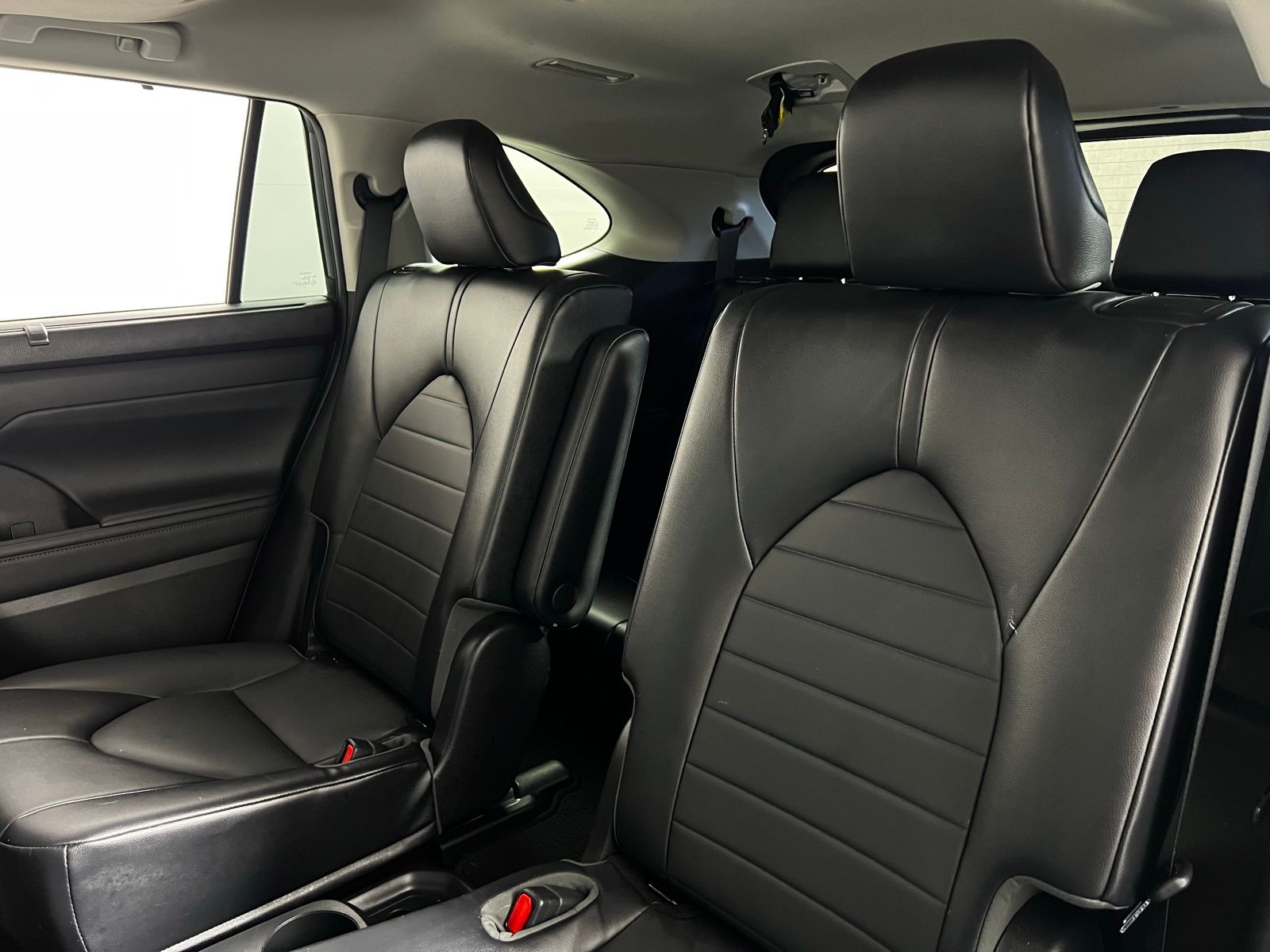 2022 Toyota Highlander XLE 20