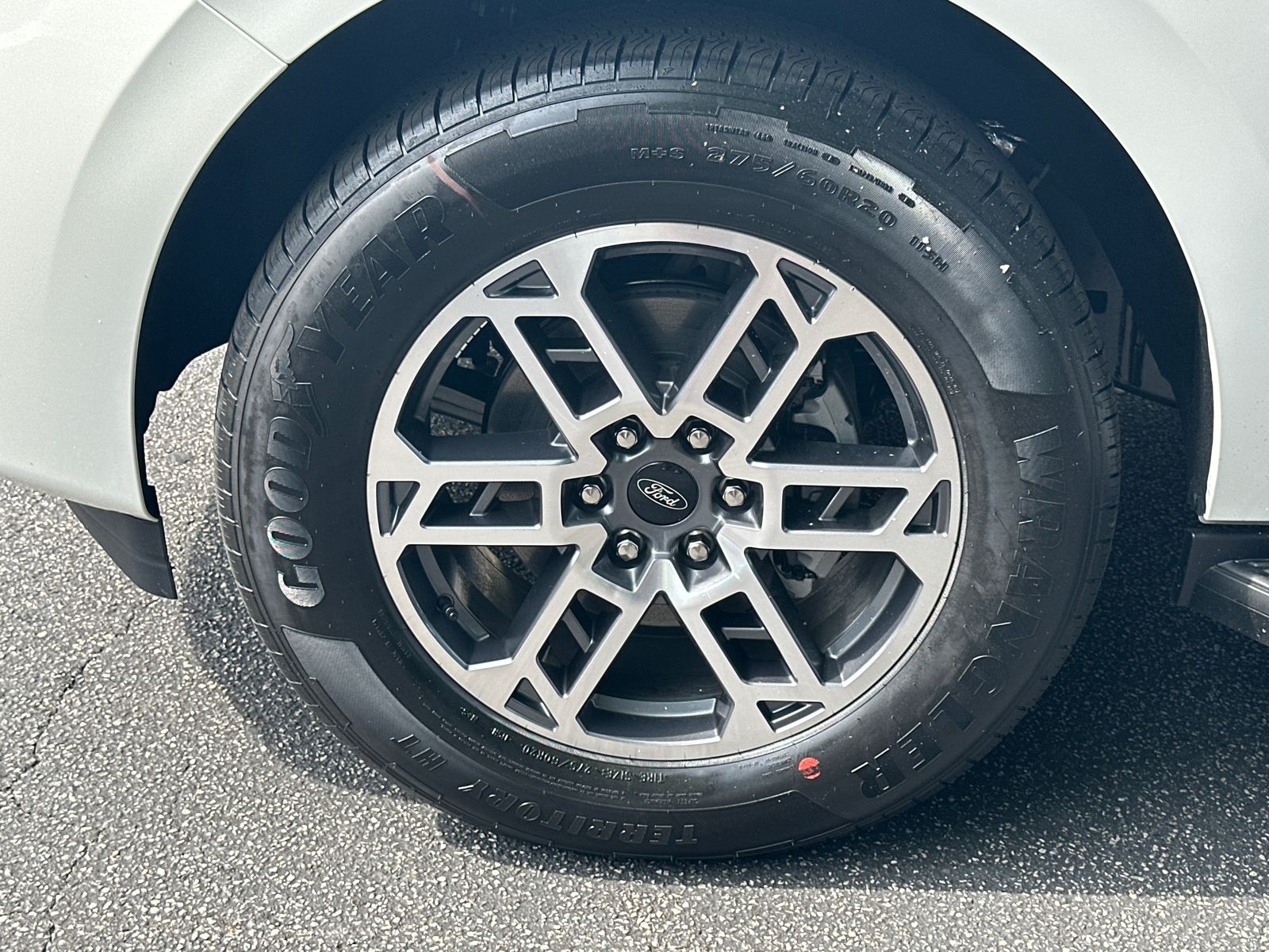 New 2026 Star White Metallic Tri-Coat Ford Active image 12