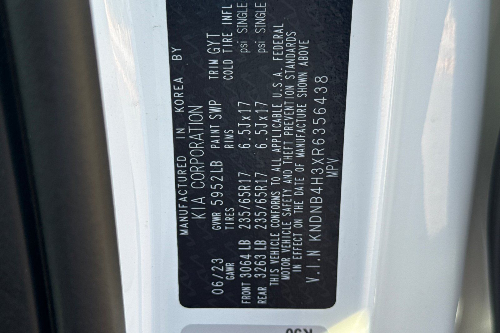 Used 2024 Kia Carnival Van
