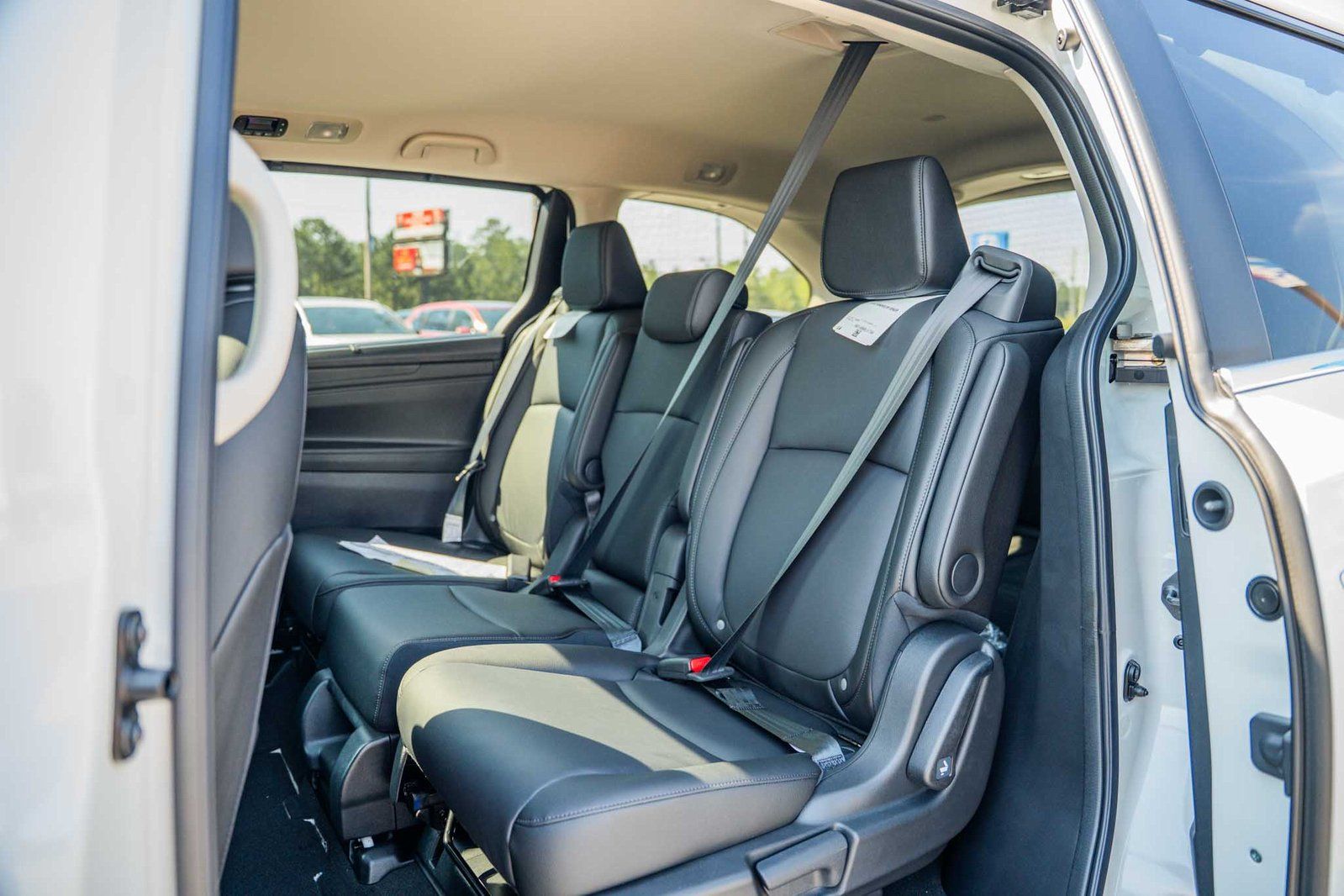 2026 Honda Odyssey EX-L - Photo 14