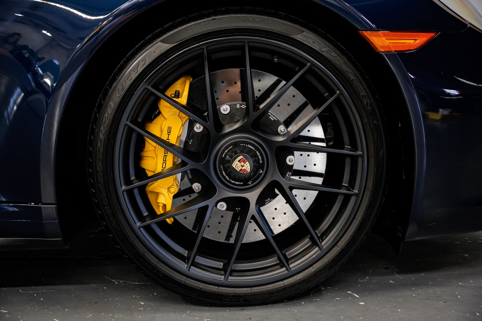 2018 Porsche 911 Carrera GTS — photo 47