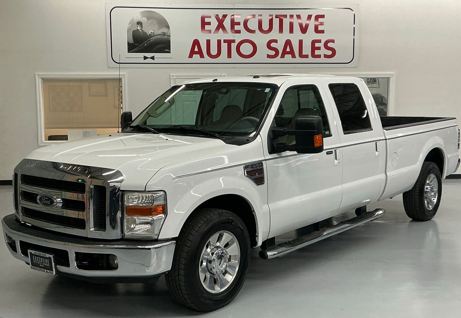 2010 Ford F-250 Super Duty Lariat Crew Cab