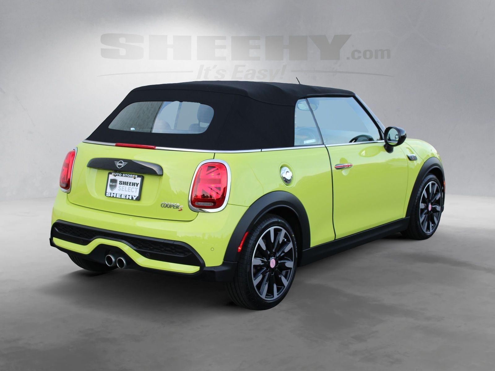 Used 2024 Yellow MINI Signature image 13