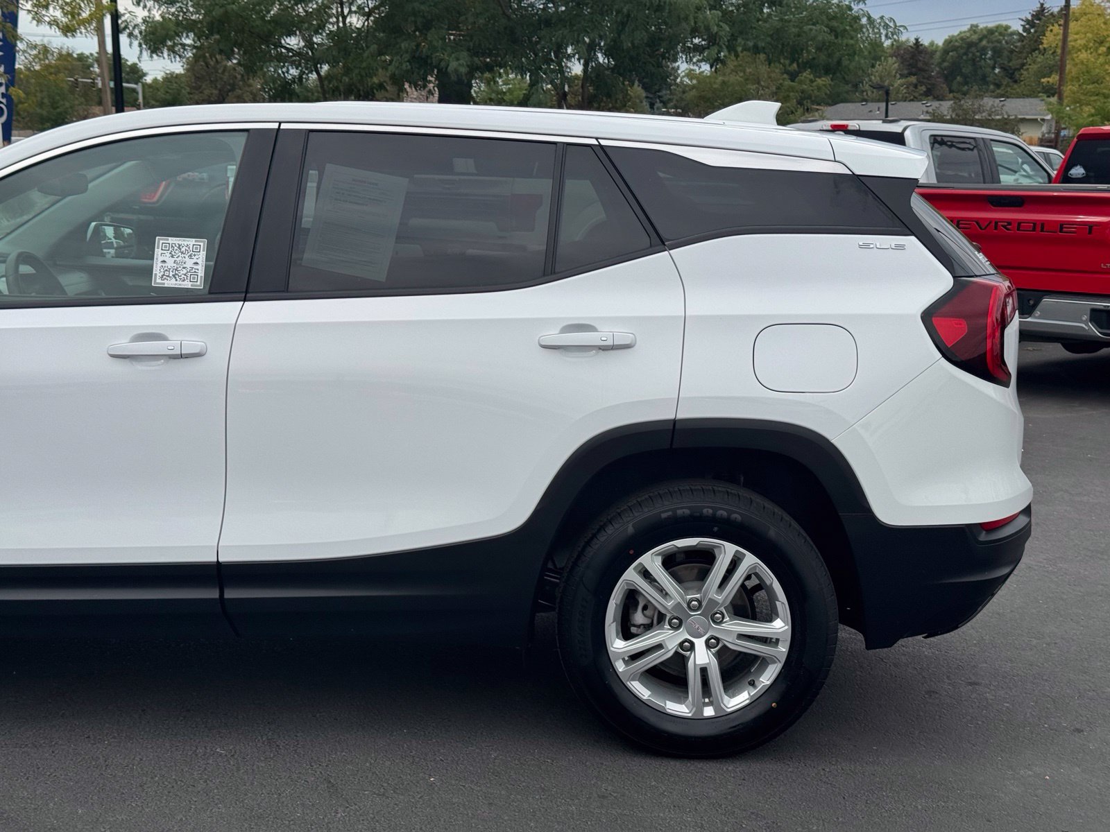 Used 2024 GMC Terrain SUV