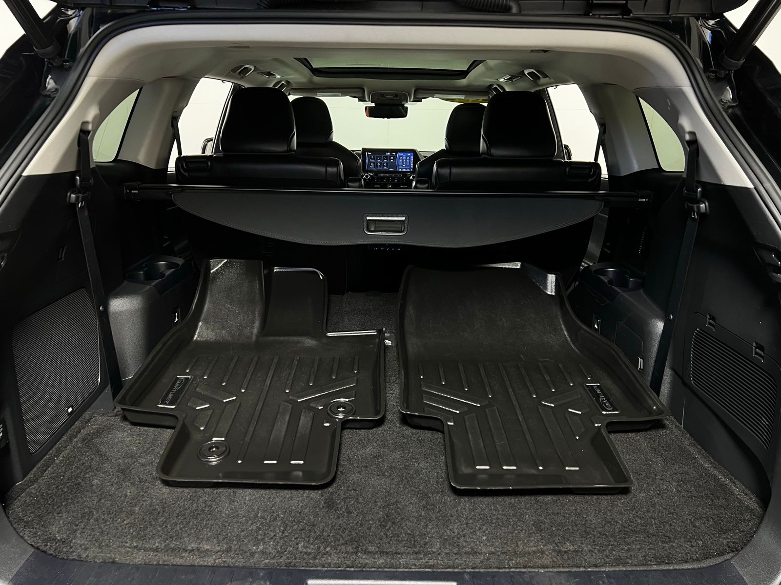 2022 Toyota Highlander Platinum 32