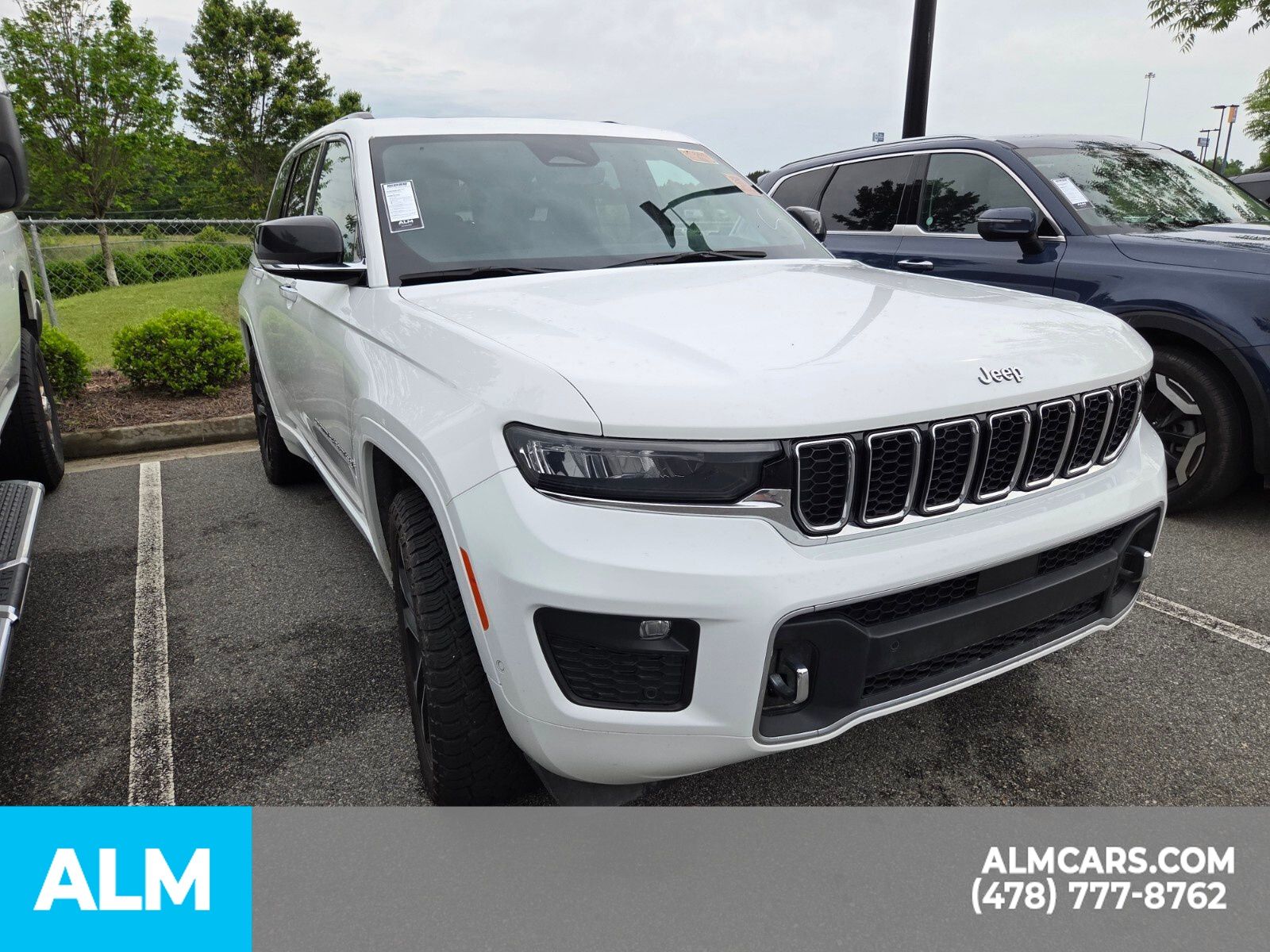 Used 2023 White/off-white Jeep Overland image 30
