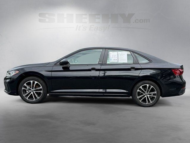 Used 2025 Black Volkswagen 1.5T Sport image 15