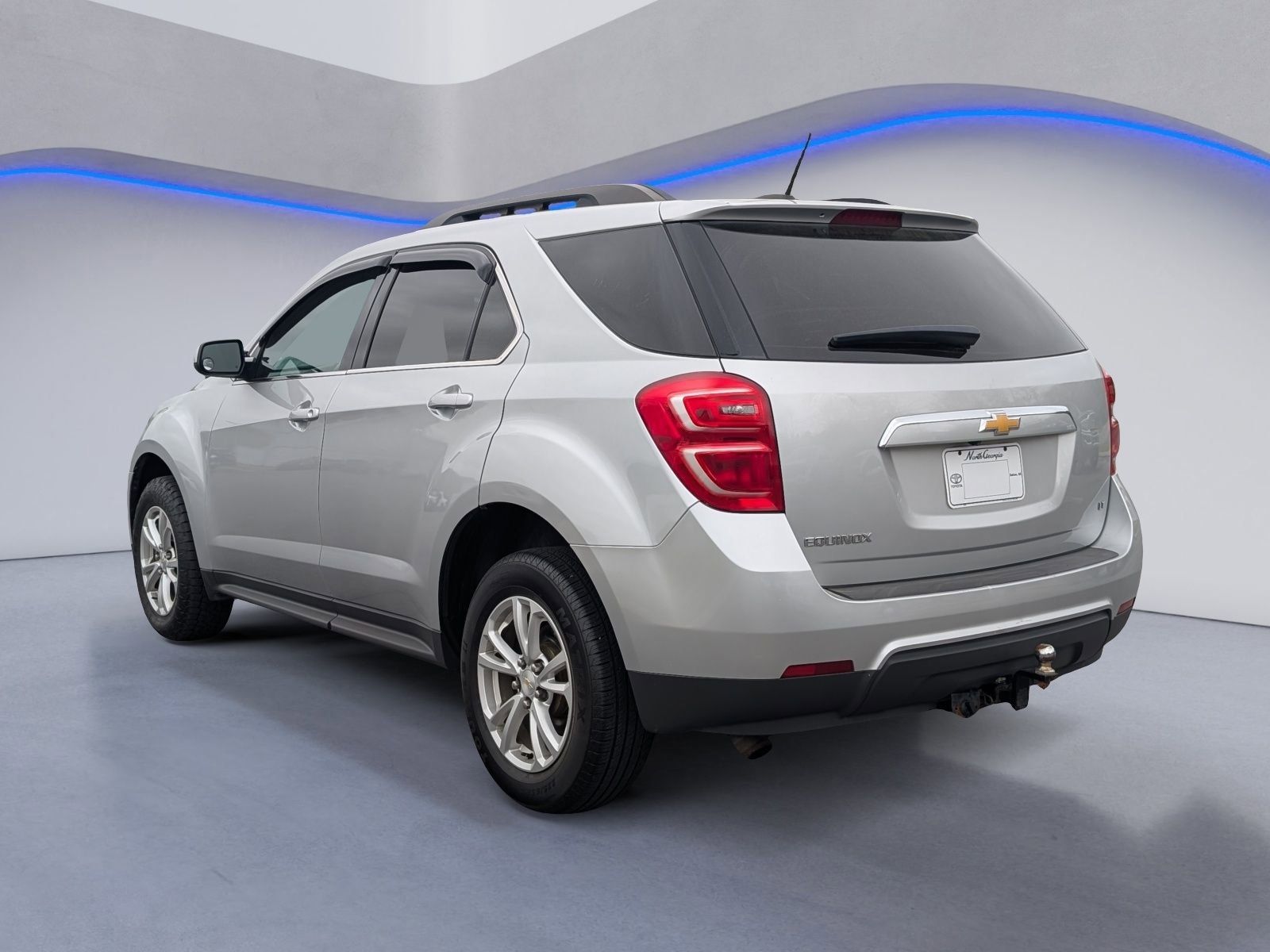 View vehicle photo 5