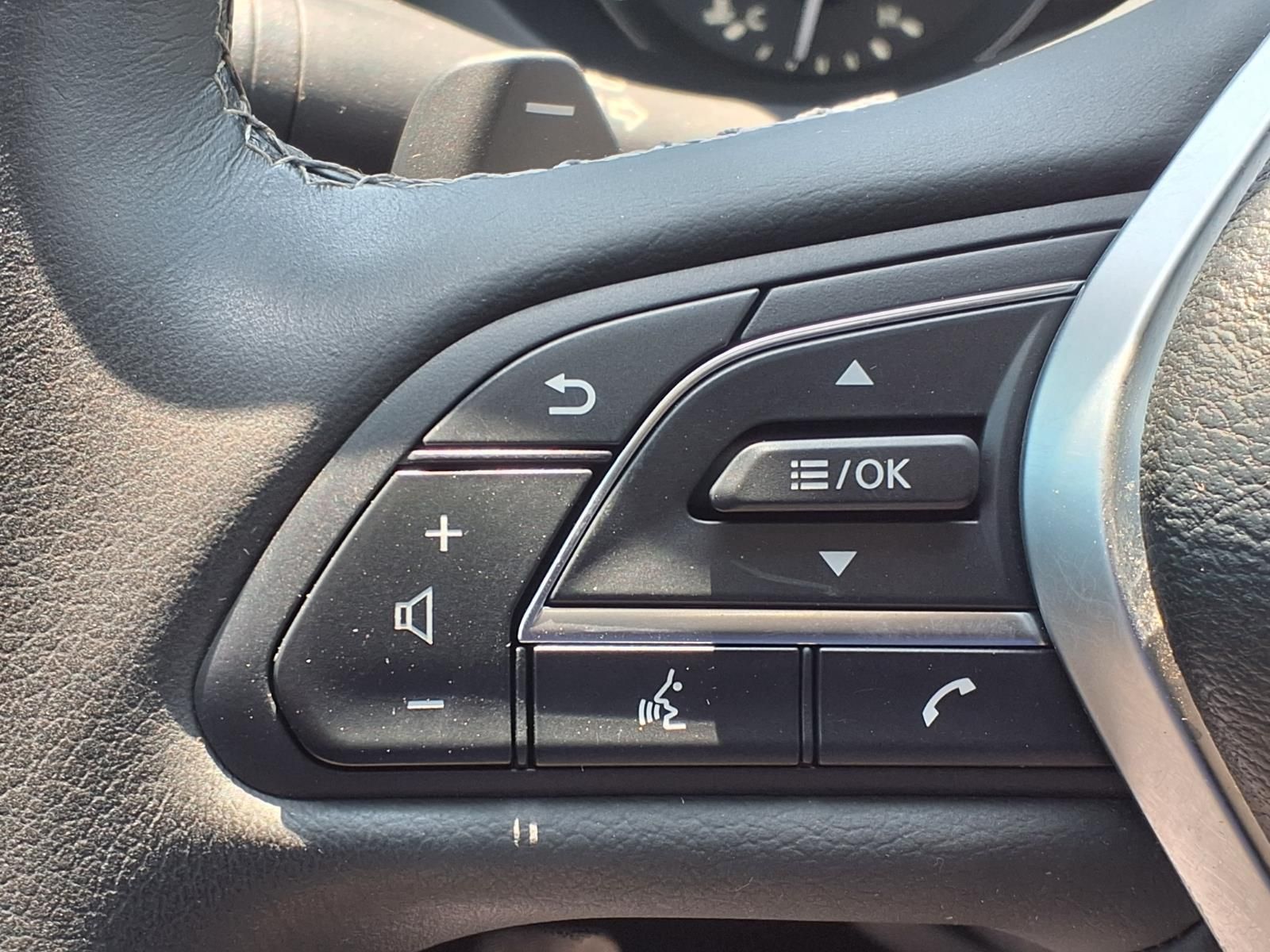2023 INFINITI QX50 LUXE Black at South Houston Nissan
