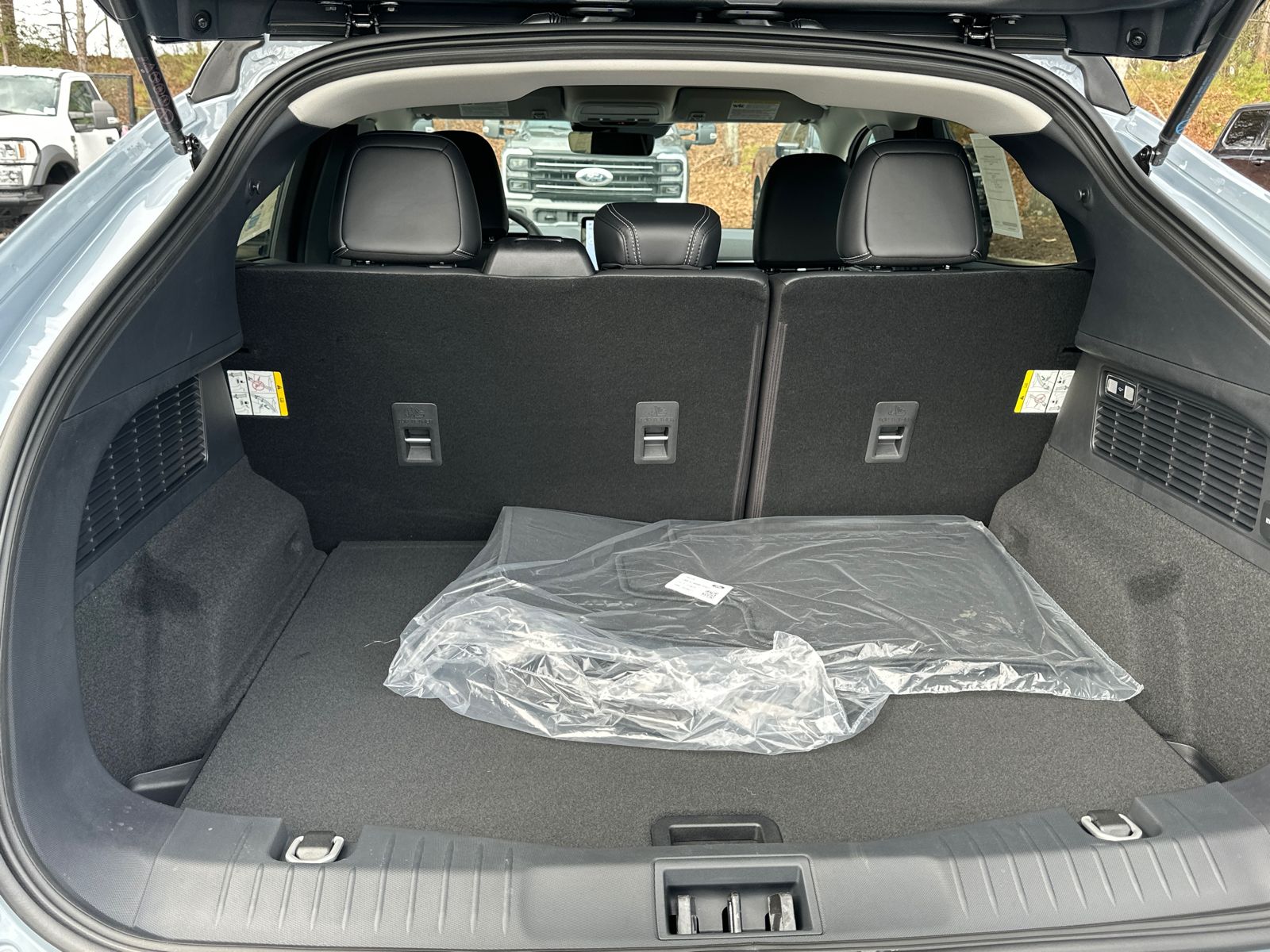 New 2026 Glacier Gray Metallic Tri-coat Ford Select image 19