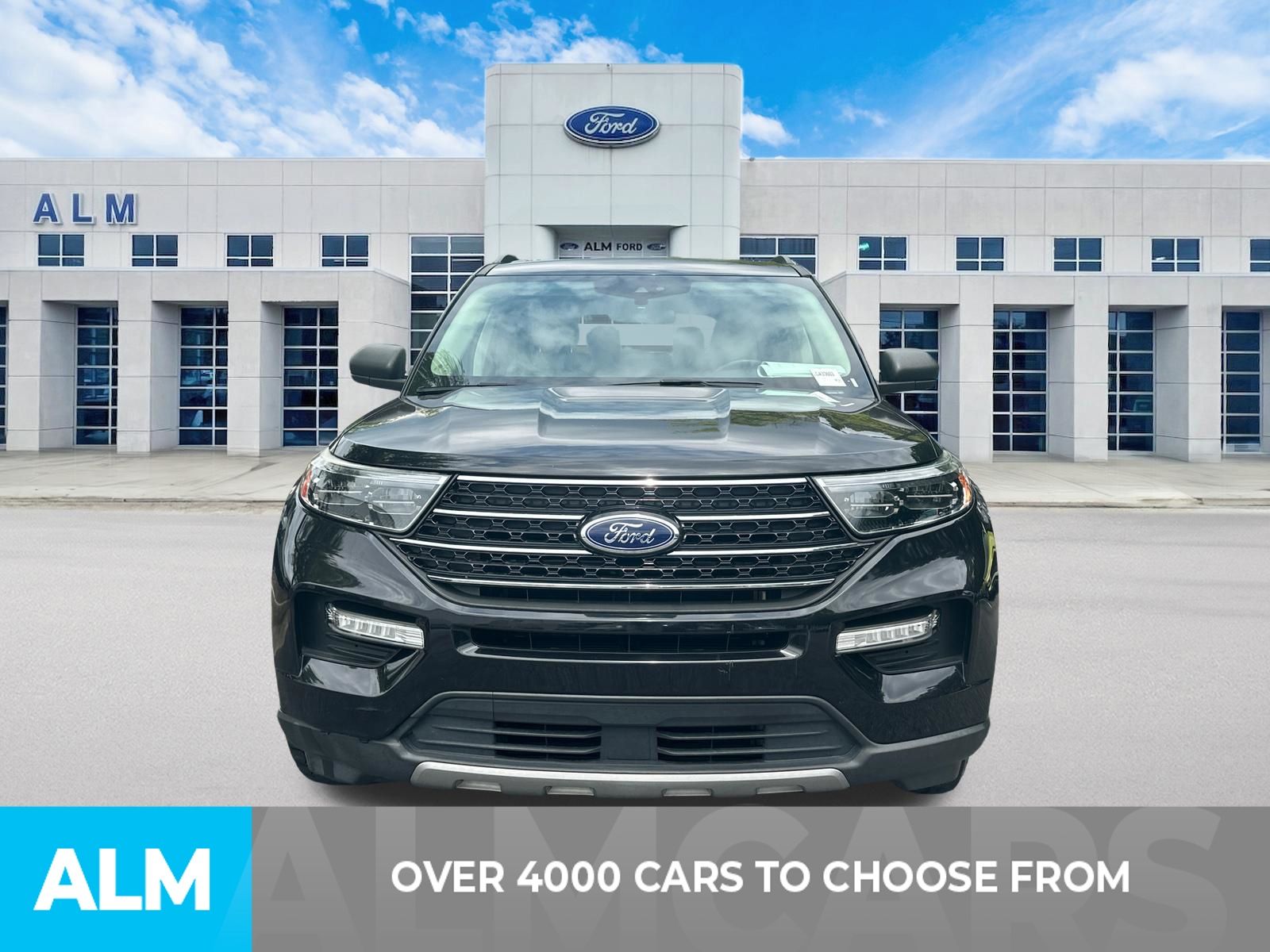 Used 2020 Black Metallic Ford XLT image 2