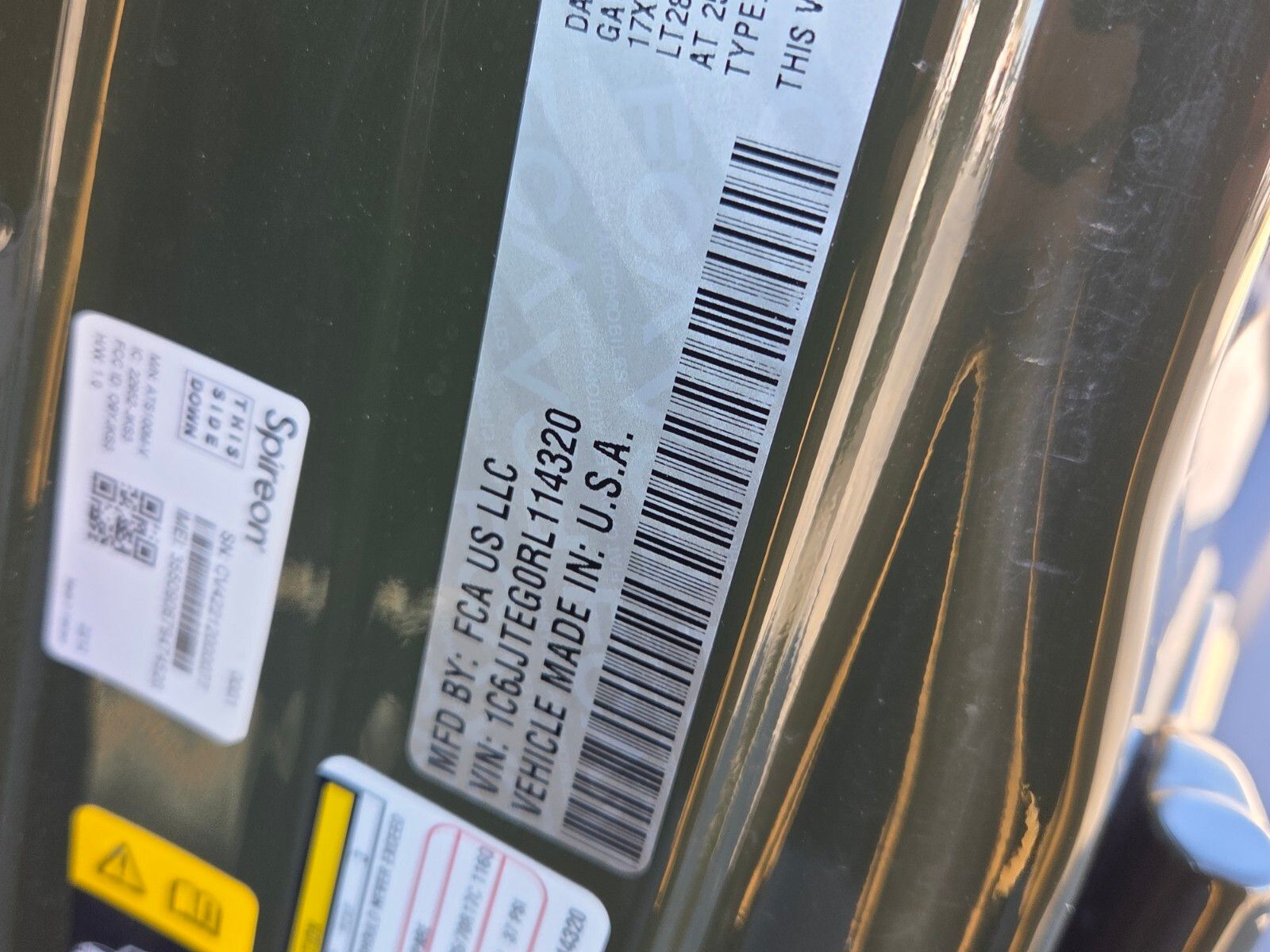 Used 2024 Sarge Green Clearcoat Jeep Mojave image 19