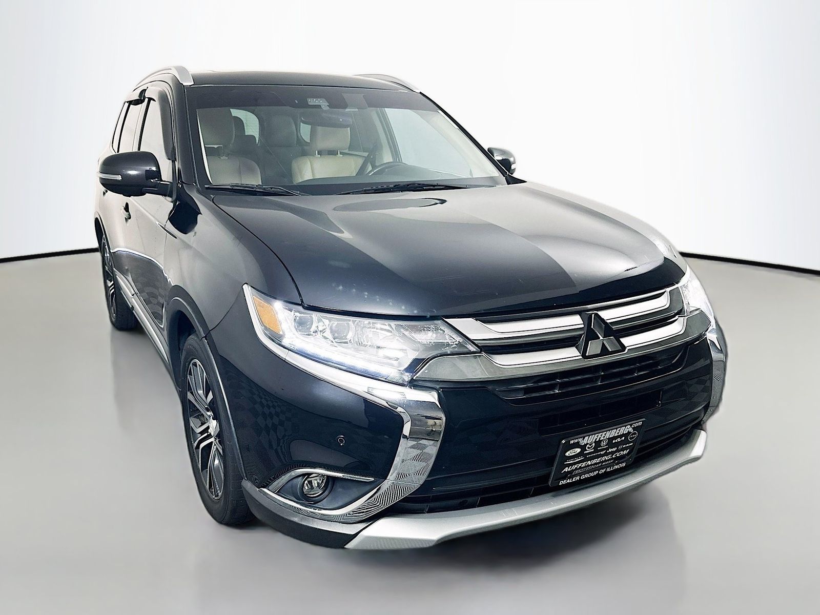 Black 2018 Mitsubishi Outlander SUV / Crossover Front-Wheel Drive Continuously Variable Transmission