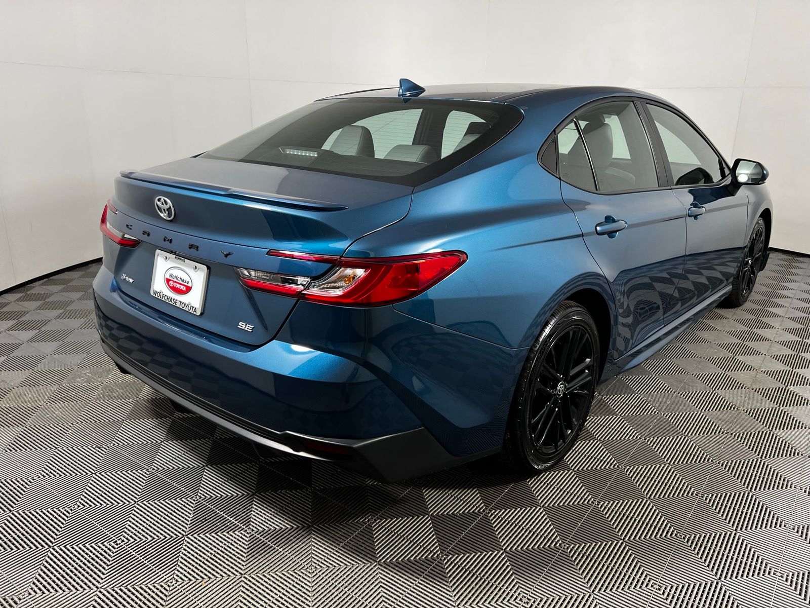 Thumbnail: 2025 Toyota Camry - 5