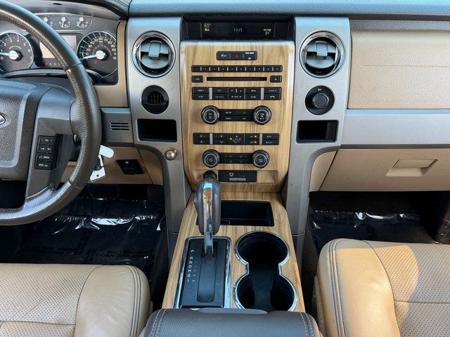 Used 2011 White Ford Lariat image 24