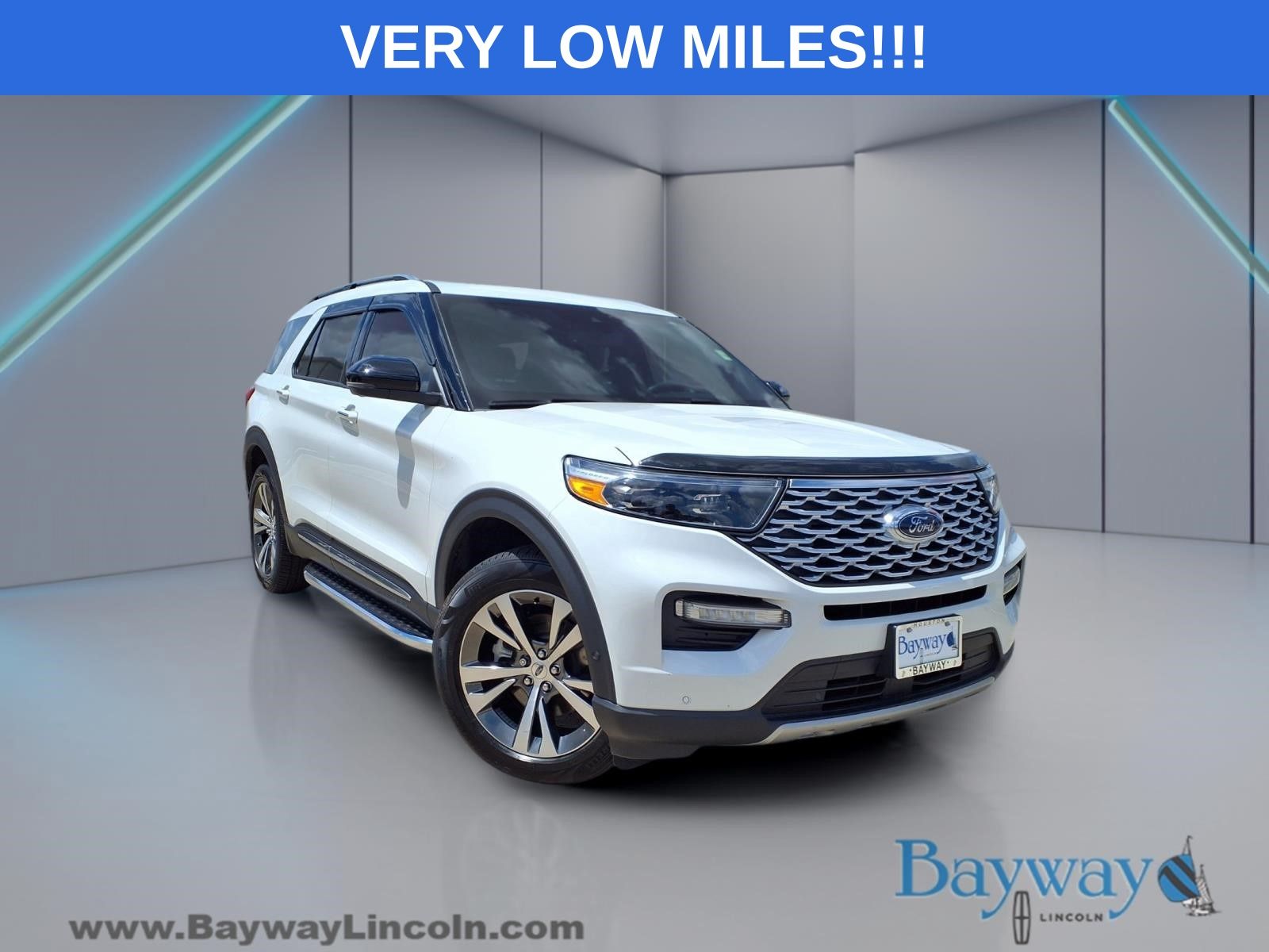 White Metallic 2020 Ford Explorer SUV / Crossover All-Wheel Drive Automatic