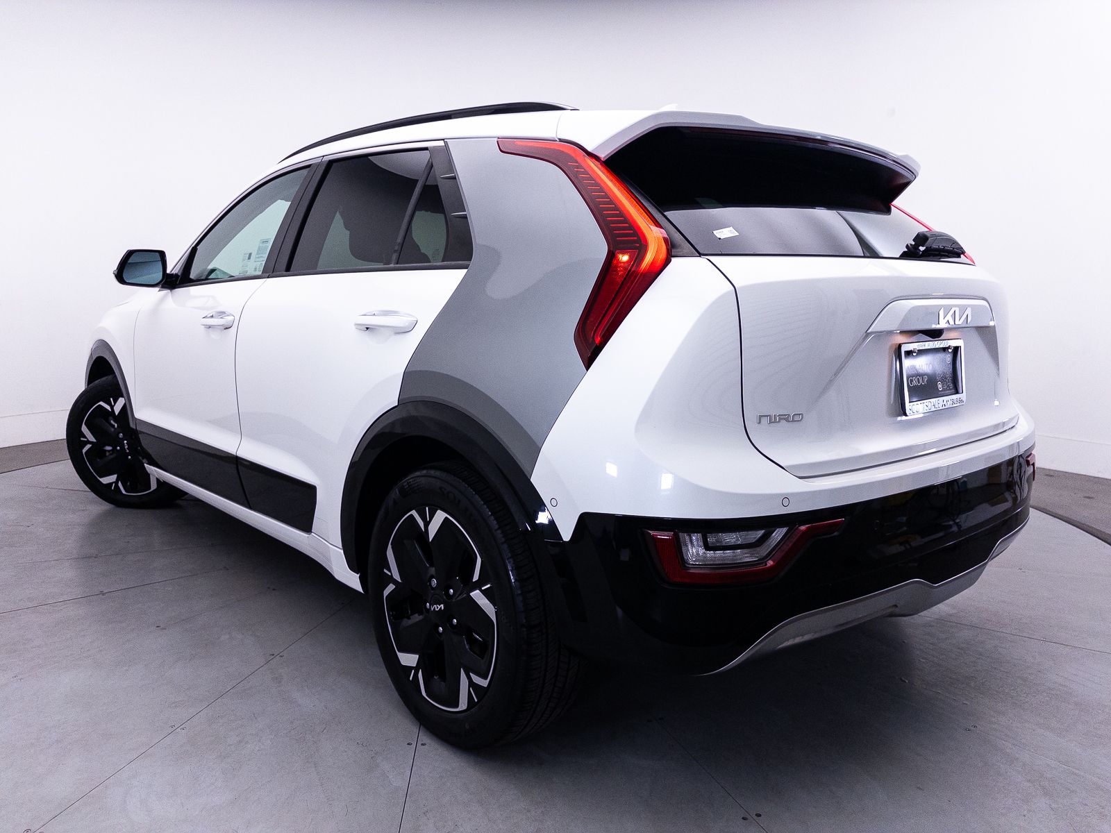 Certified 2023 Kia Niro Wave with VIN KNDCT3L1XP5029433 for sale in Scottsdale, AZ