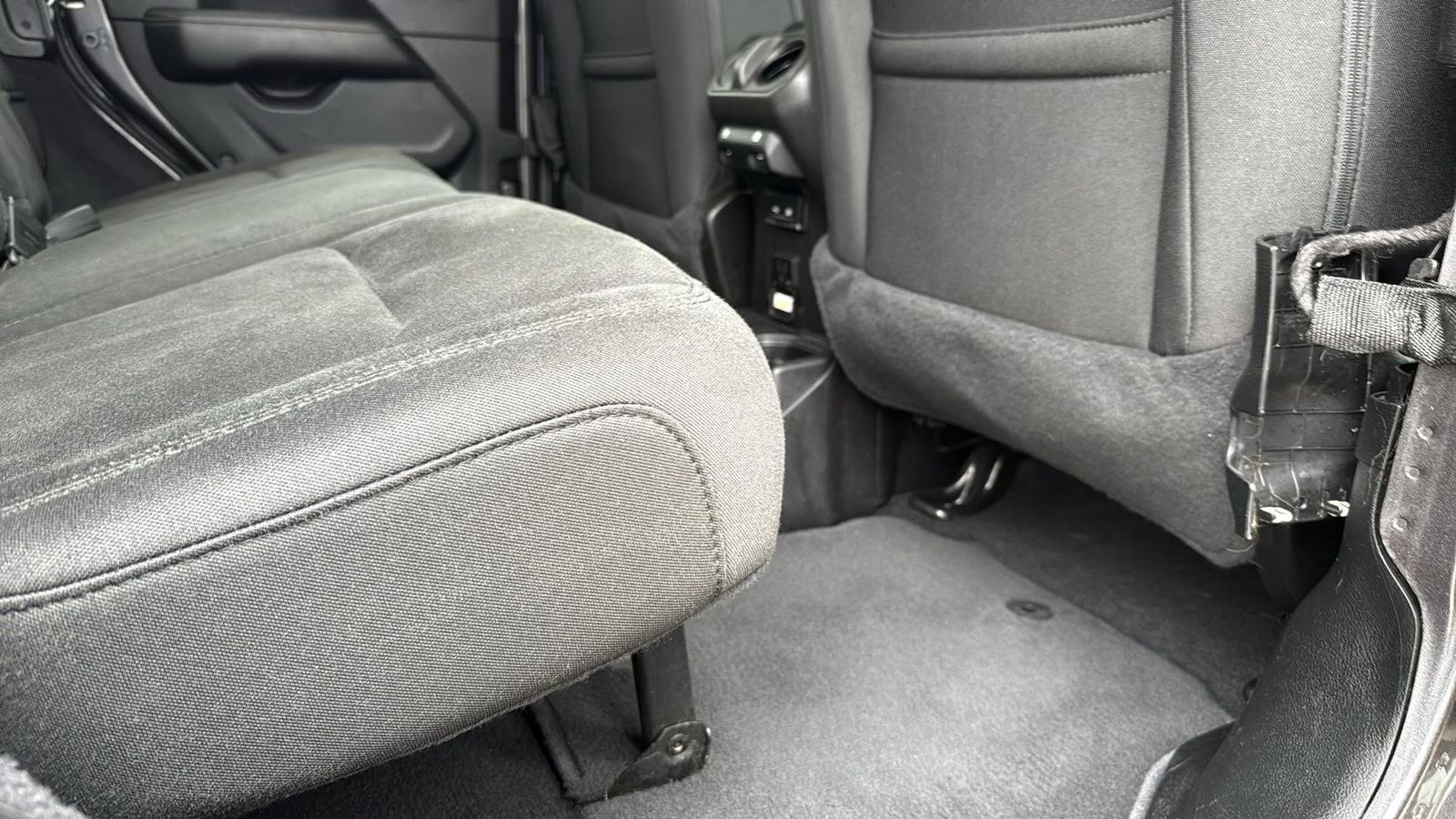 Used Car 2020 Jeep Wrangler  Unlimited Sahara For Sale Under $35,000 In Austin, Texas