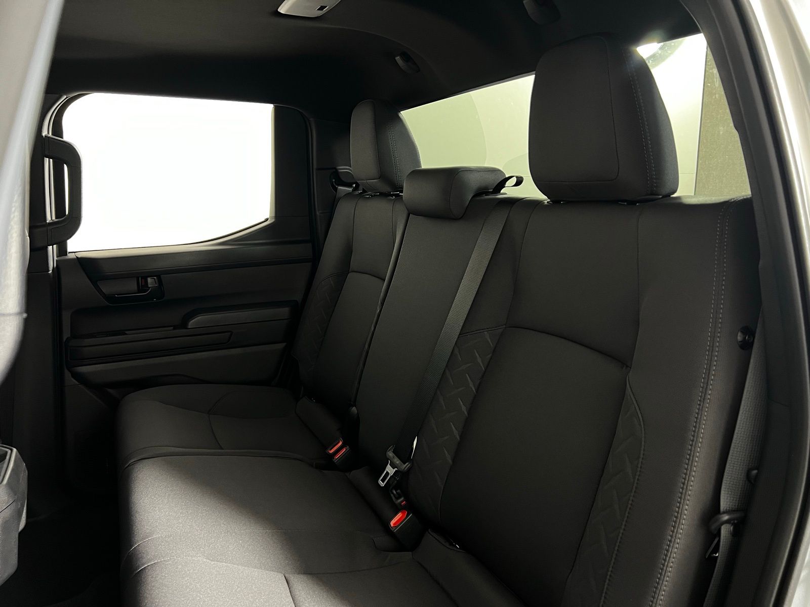 2025 Toyota Tacoma SR5 17