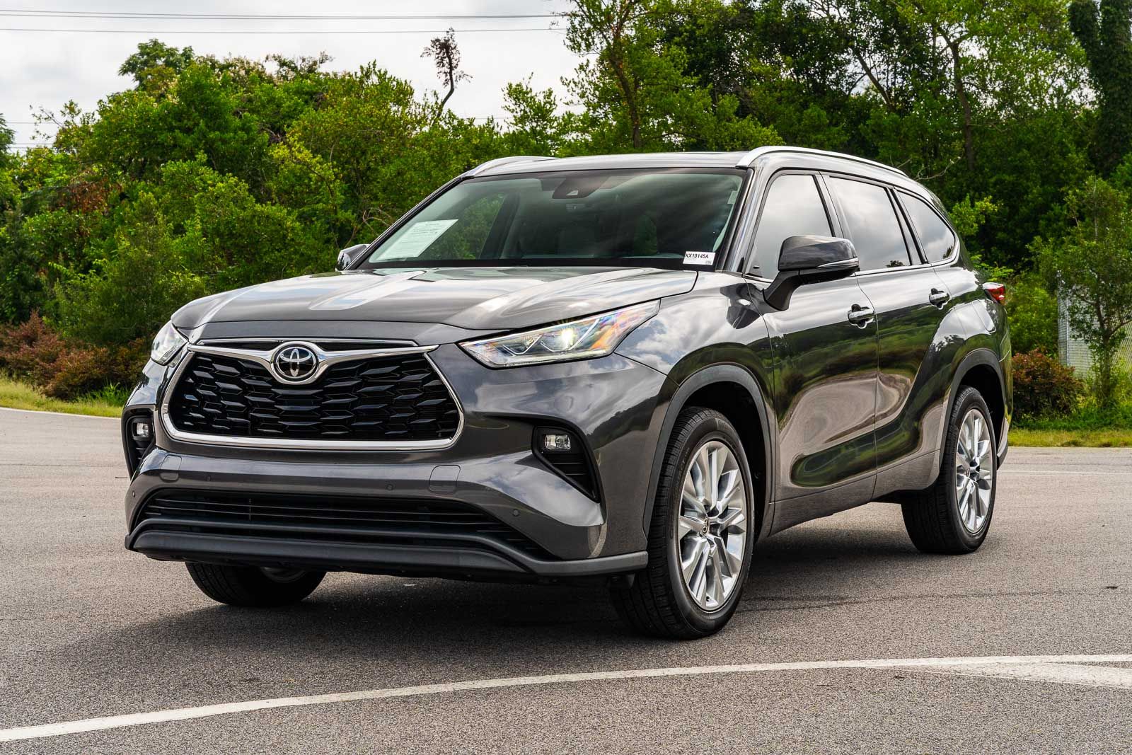Used 2022 Toyota Highlander SUV