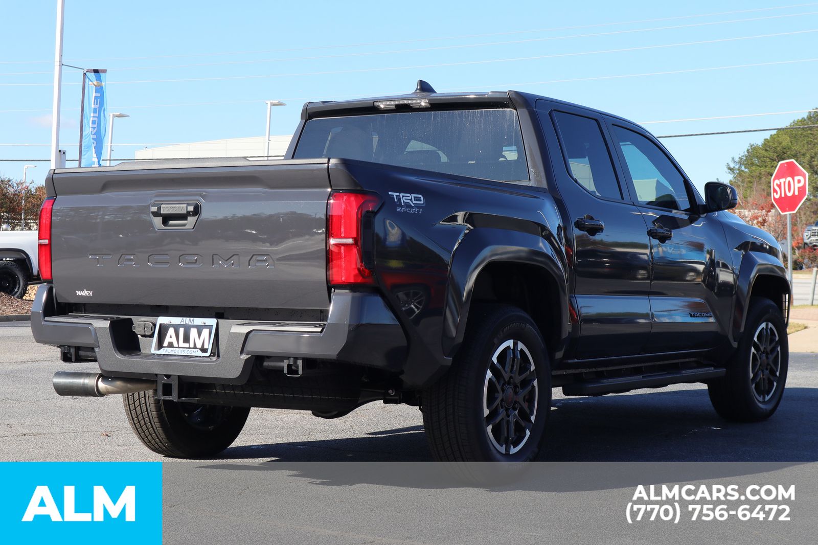 2024 Toyota Tacoma TRD Sport 9