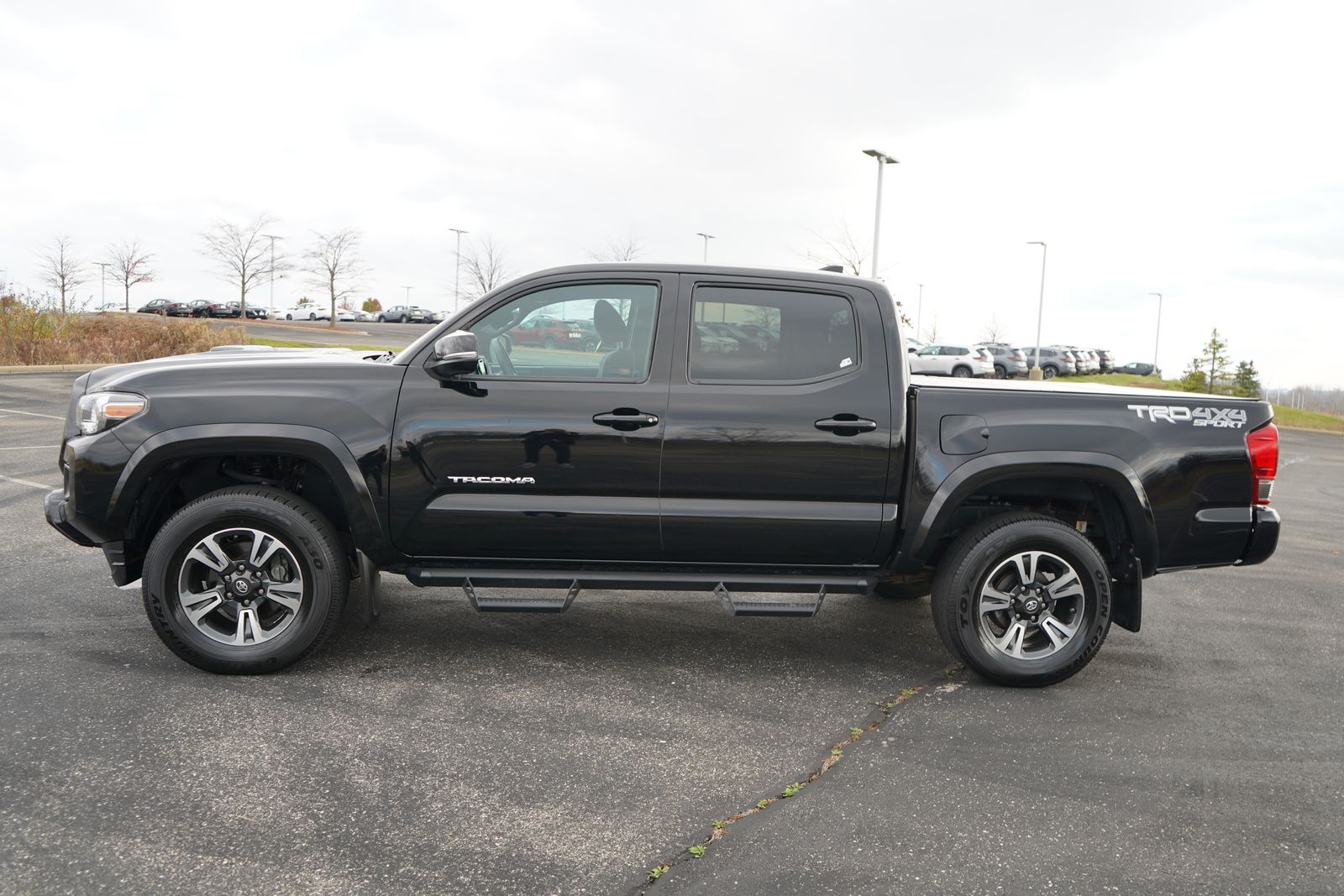 2017 Toyota Tacoma SR5 4